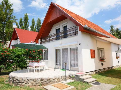 Holiday Home Balaton H329