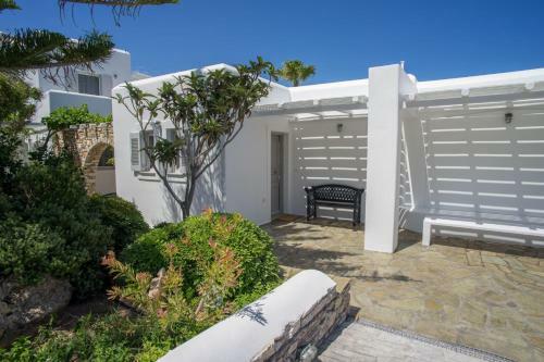 Villas Agia Irini Cove