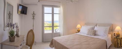 Villas Agia Irini Cove