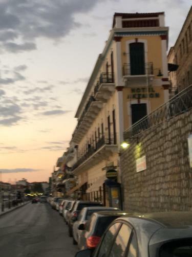 Aktaion City Hotel