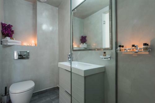 Apartamento Burned Rock Suites