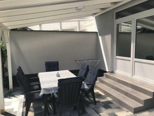 Komoheni 2 Apartment