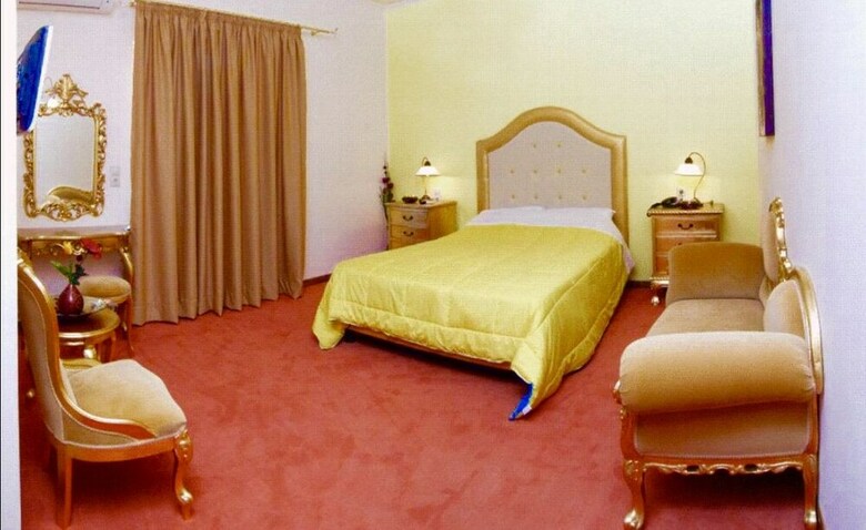 Paradice Hotel Luxury Suites