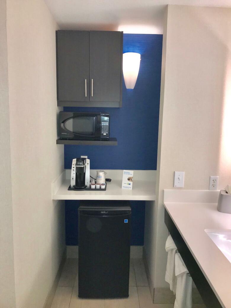 Holiday Inn Express Hotel & Suites Tracy