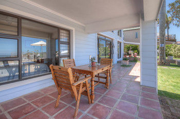 Hotel The Lookout Guest House
