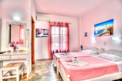 Hostal Eleni Rooms