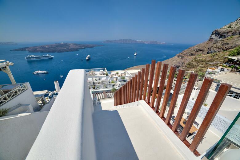 Hotel Day Dream Luxury Suites