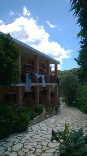 Marilena Studios And Apartments