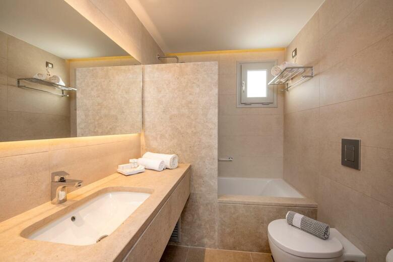 Hotel Horizon Beach Resort
