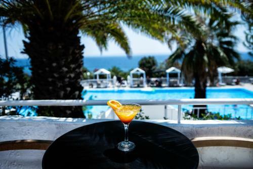 Hotel Bianco Olympico Beach Resort