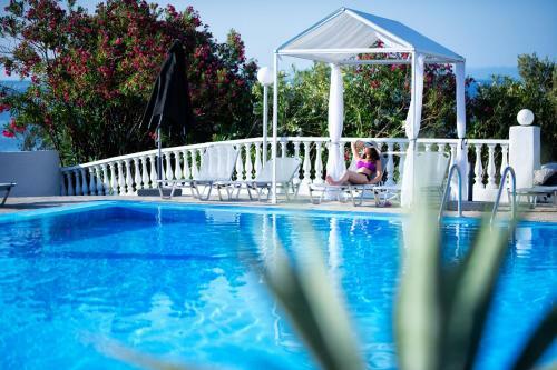 Hotel Bianco Olympico Beach Resort