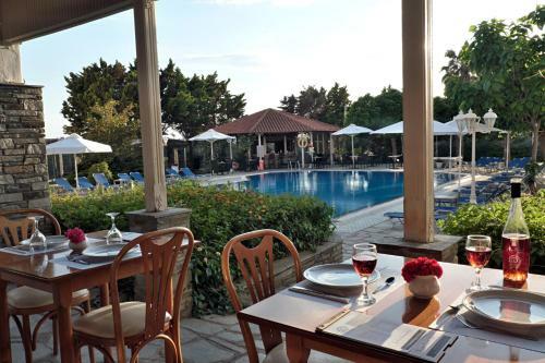 Hotel Acrotel Lily Ann Village