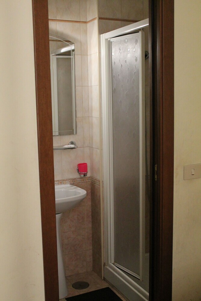 Hotel Pomezia