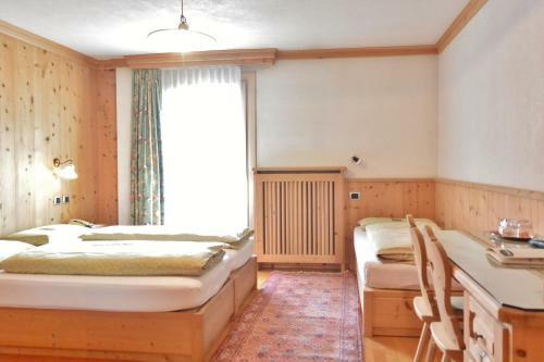 Hotel Garn� Al Plan
