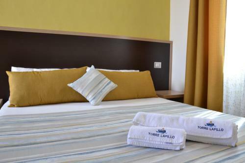 Hostal Affittacamere Torre Lapillo