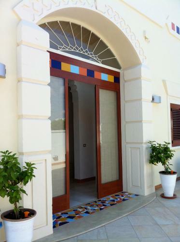 Hostal Affittacamere Torre Lapillo