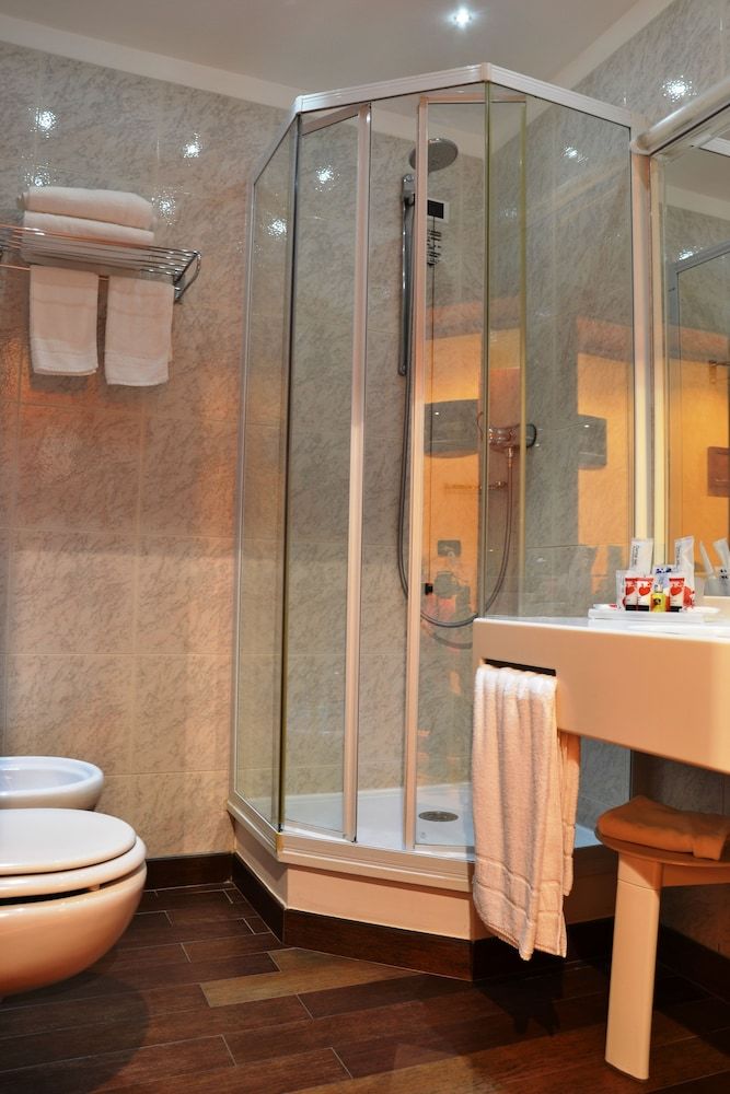 Best Western Plus City Hotel