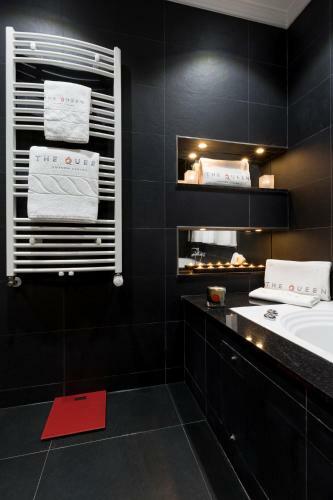 The Queen Luxury Apartments - Villa Cortina