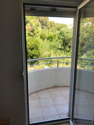 Aparthotel Apartments De Lara