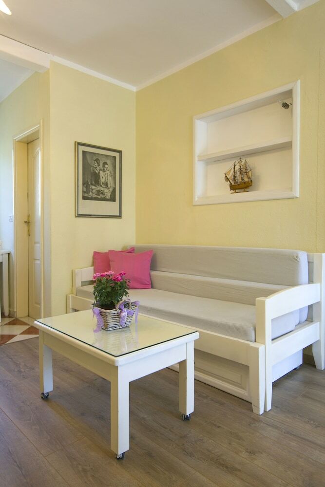 Marinero Apartments
