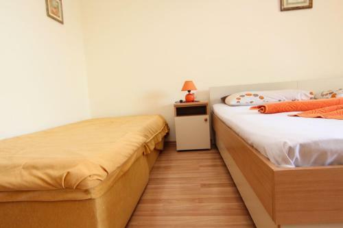 Hostal Savija Becici Rooms