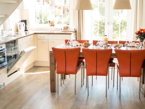 Holiday Home Bungalowparck Tulp & Zee.14