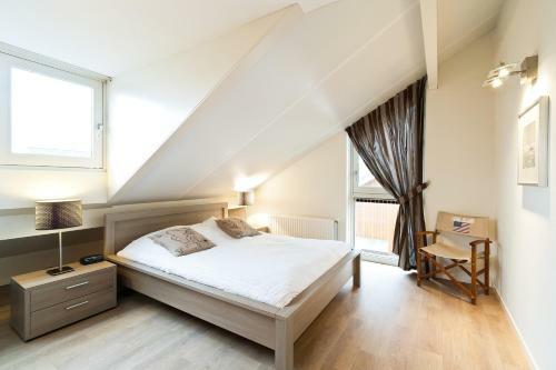 Lodge Boathouse Suburban Amsterdam
