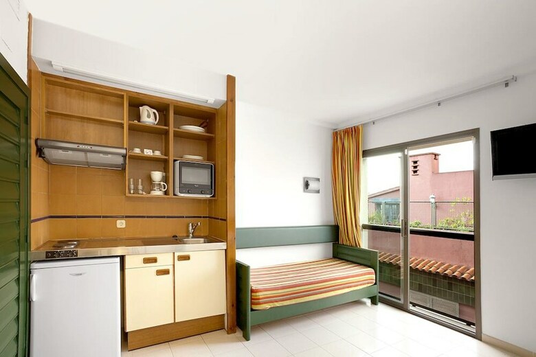 Apartamentos Rosanna (only Atlas)