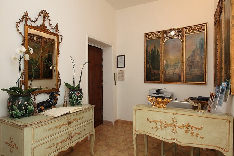 Bed & Breakfast Navona Governo Vecchio- Guest House