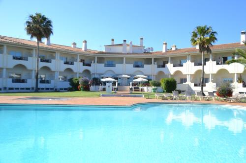 Colina Verde Golf & Sports Resort
