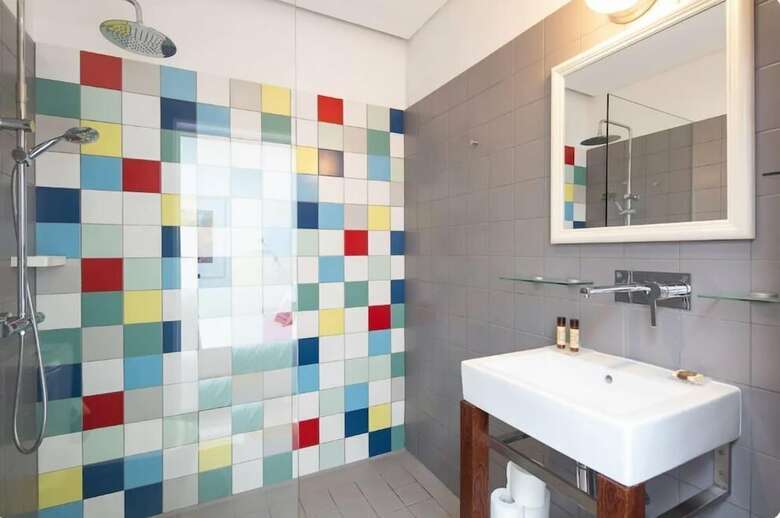 Hostal La Maison Pinheiro Guest House