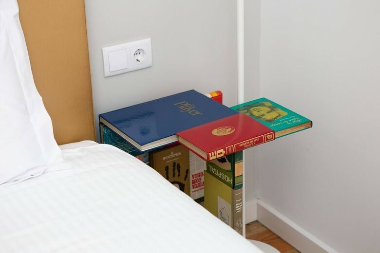 Hostal La Maison Pinheiro Guest House