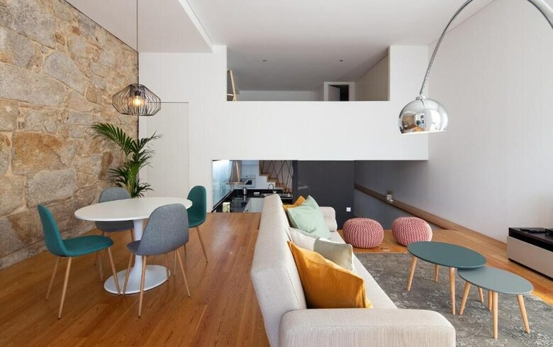 Hostal La Maison Pinheiro Guest House