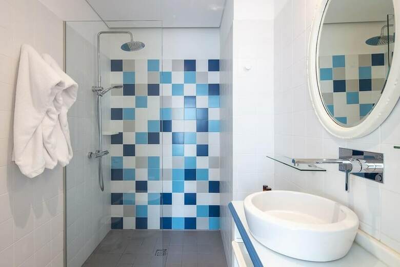 Hostal La Maison Pinheiro Guest House