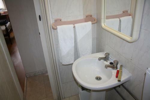 Hostal Pensao Residencial Estrela Do Mondego