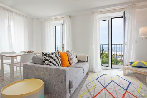 Zona Velha Apartments By An Island Apart