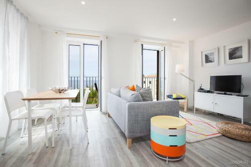 Zona Velha Apartments By An Island Apart