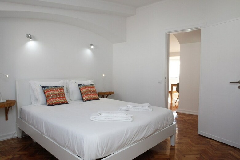 Cascais Downtown Apartment With Sea View