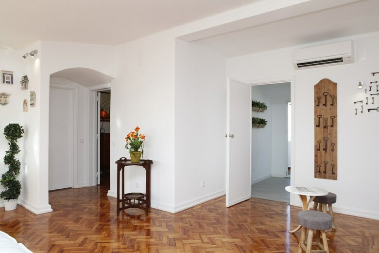 Cascais Downtown Apartment With Sea View