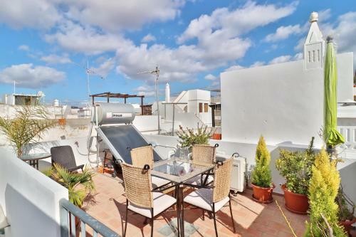 Hostal Zenit Guest House