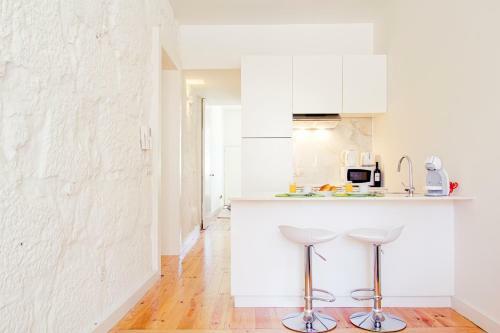 Bmyguest - Cativo Design Apartment