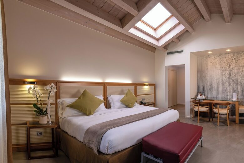 The Ziba Hotel & Spa