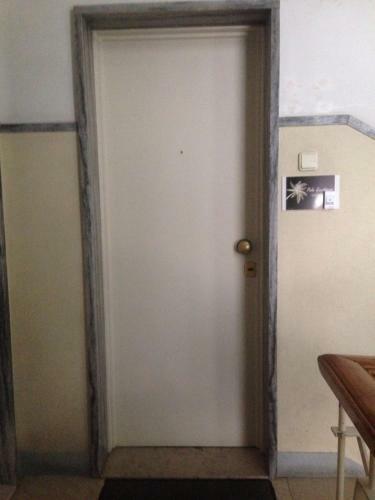Hostal Palm Guesthouse B&B Rooms