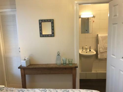 Bed & Breakfast Telford Guest House