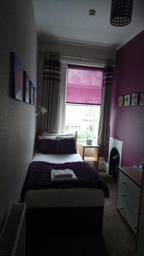 Hostal Lawnswood Guest House