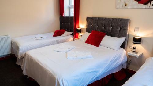 Hotel Just Roomz - By The Beach