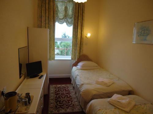 Abbey Court Hotel