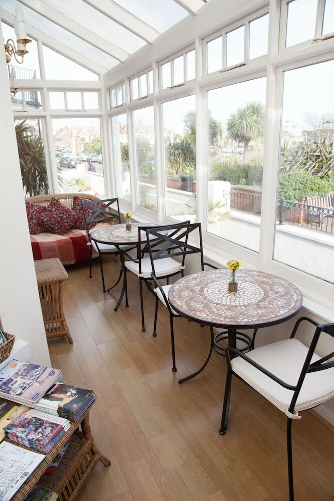 Hostal The Langtons
