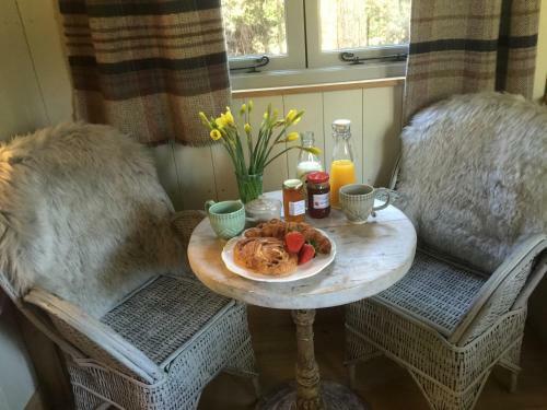 Chez Marguerite Luxury Shepherd's Hut