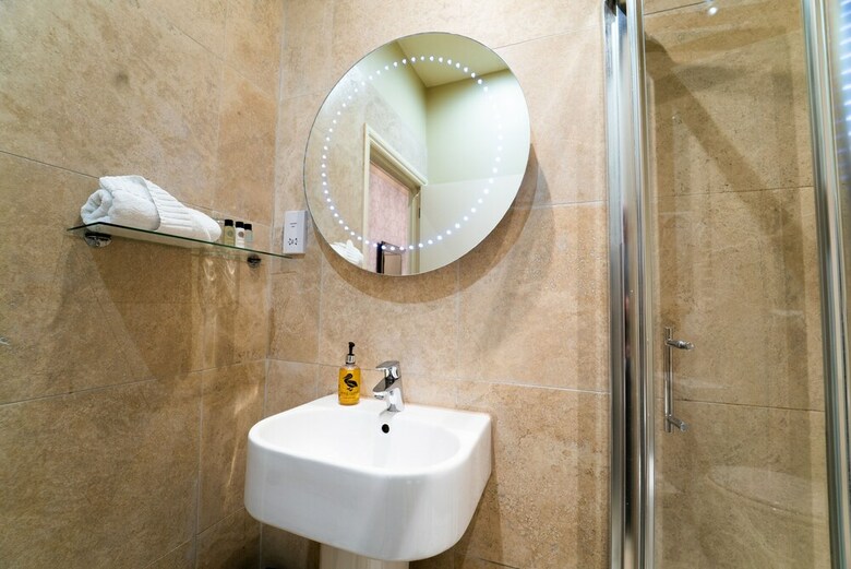 Hostal Brooks Guesthouse